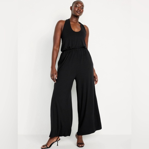 NWT! Old Navy Black Waist-Defined Halter Jumpsuit - Multiple Sizes 💎 - Picture 4 of 13